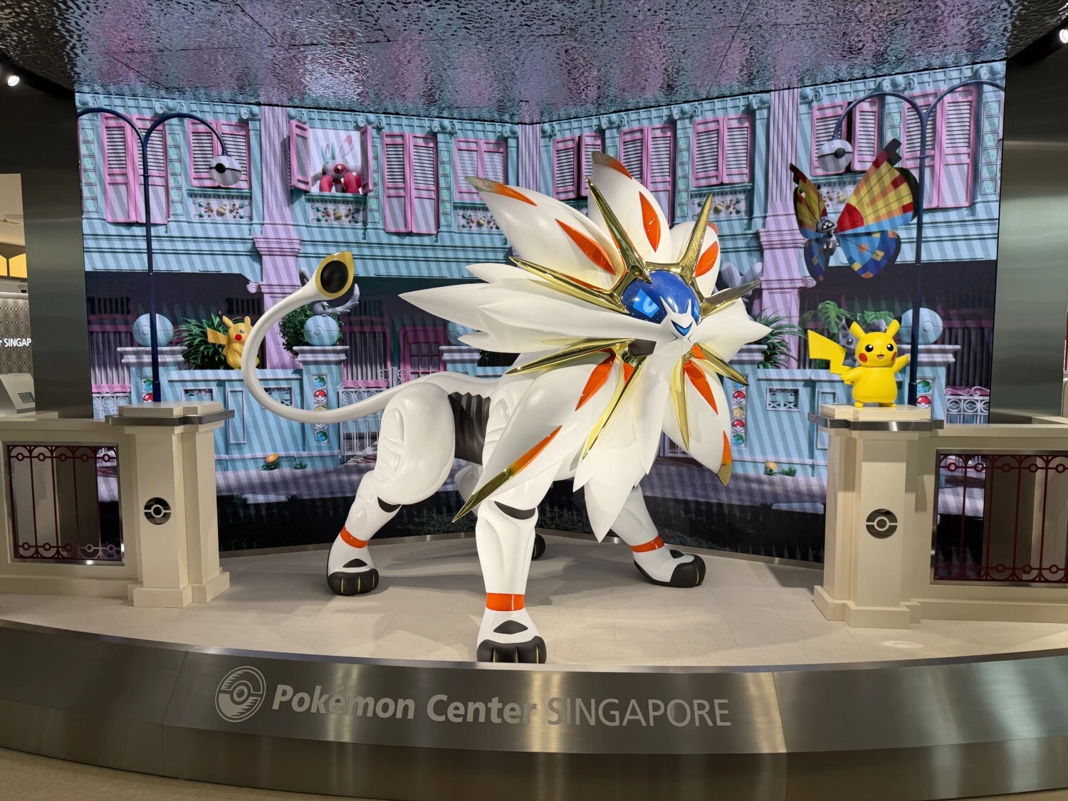 ¡Reapertura espectacular! El Pokémon Center de Singapur renueva su imagen con guiños a la cultura local — PokeWave