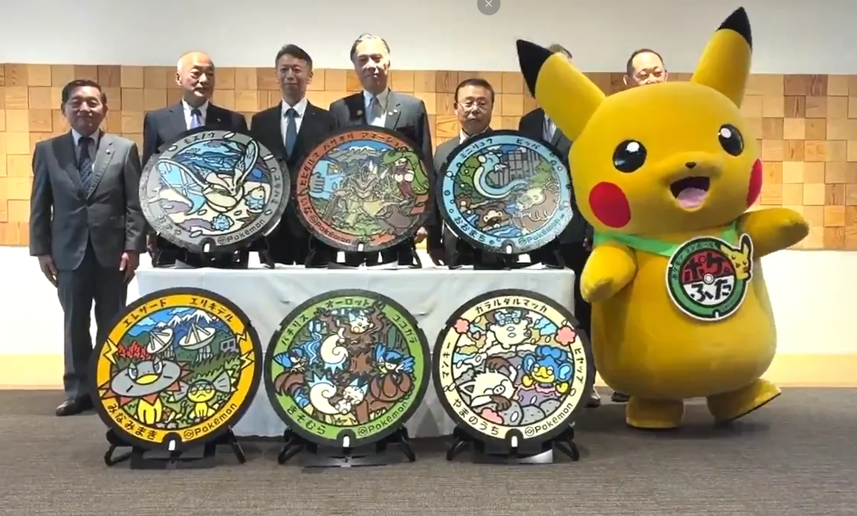Pikachu at the Poké Lid unveiling for Nagano Prefecture