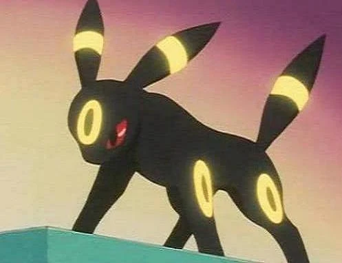EP173 Umbreon usando destello